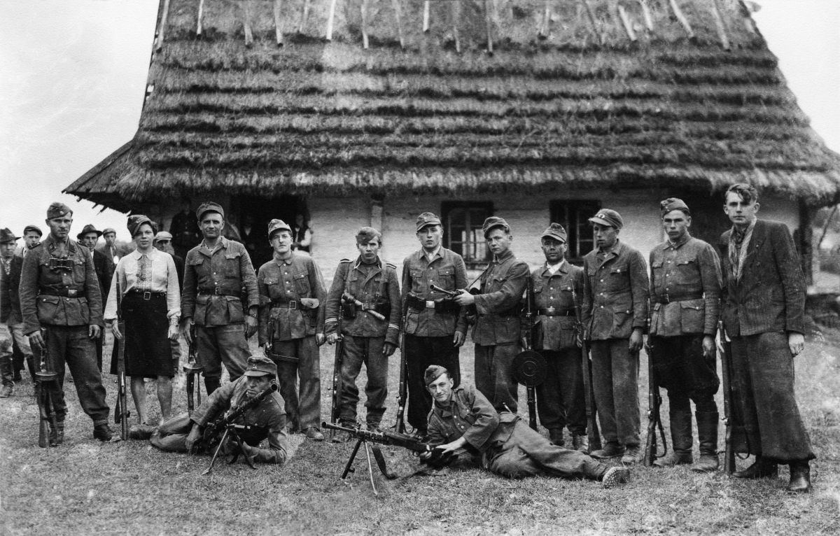 Historical photograph of soldiers marching